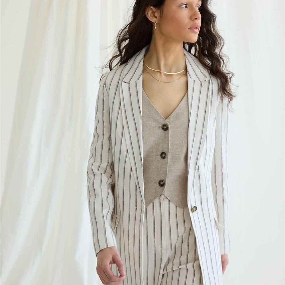 NWT Linen Blazer Woman Size 14